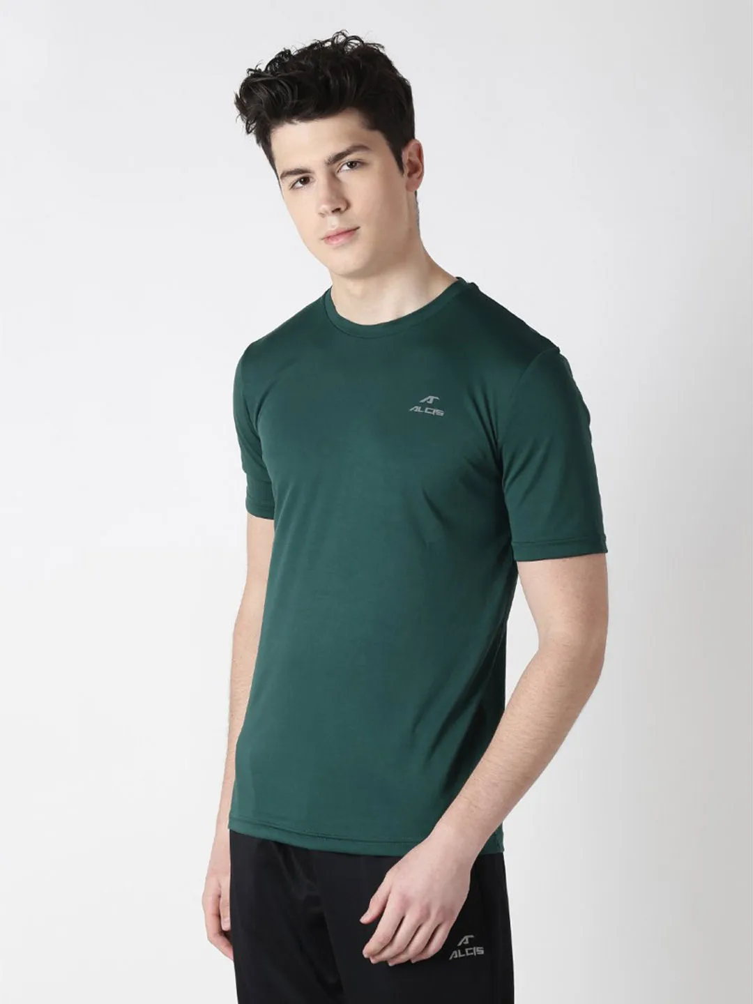Alcis Men Green Solid Round Neck T-shirt