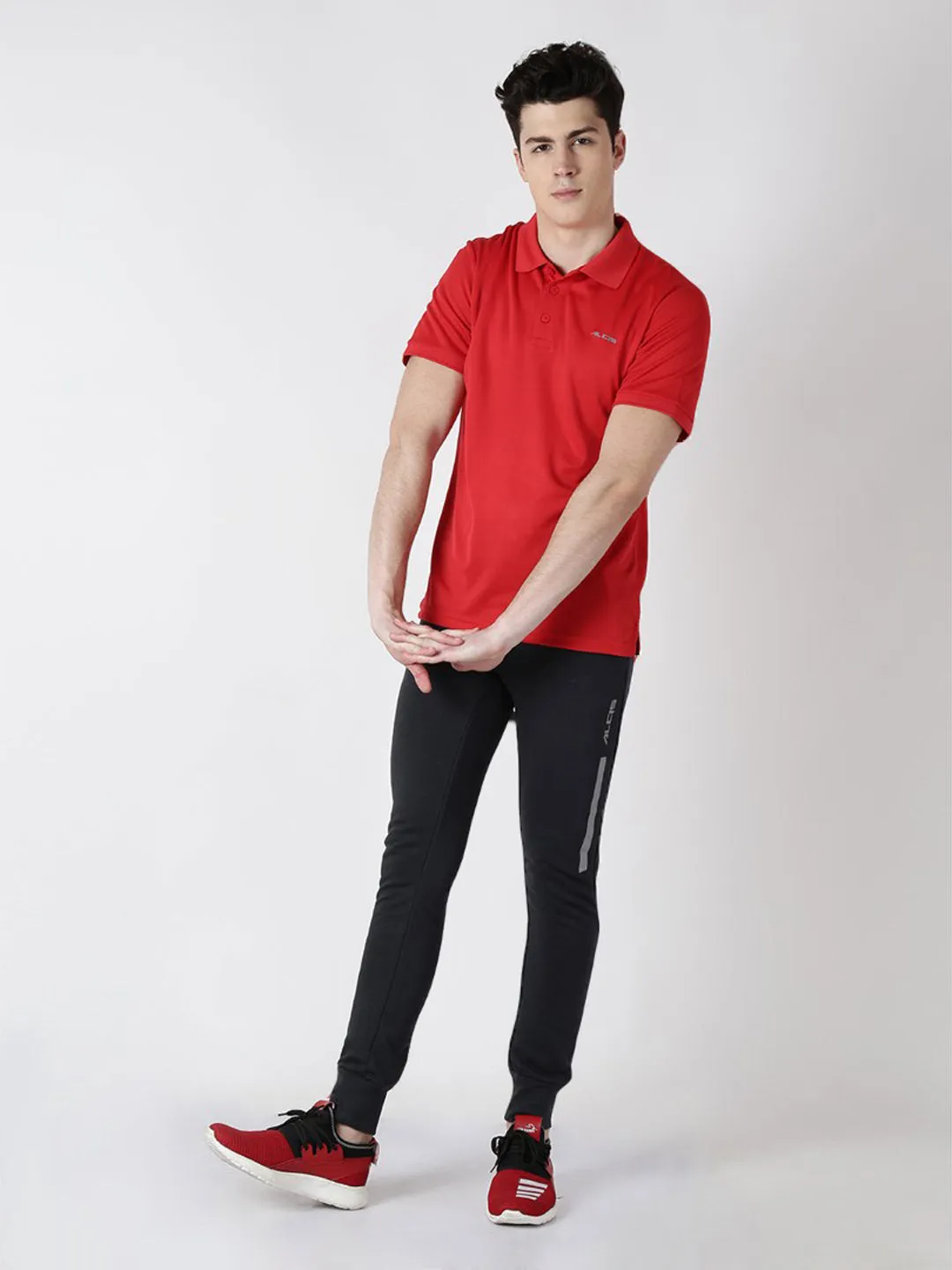 Alcis Men Solid Red Tshirts