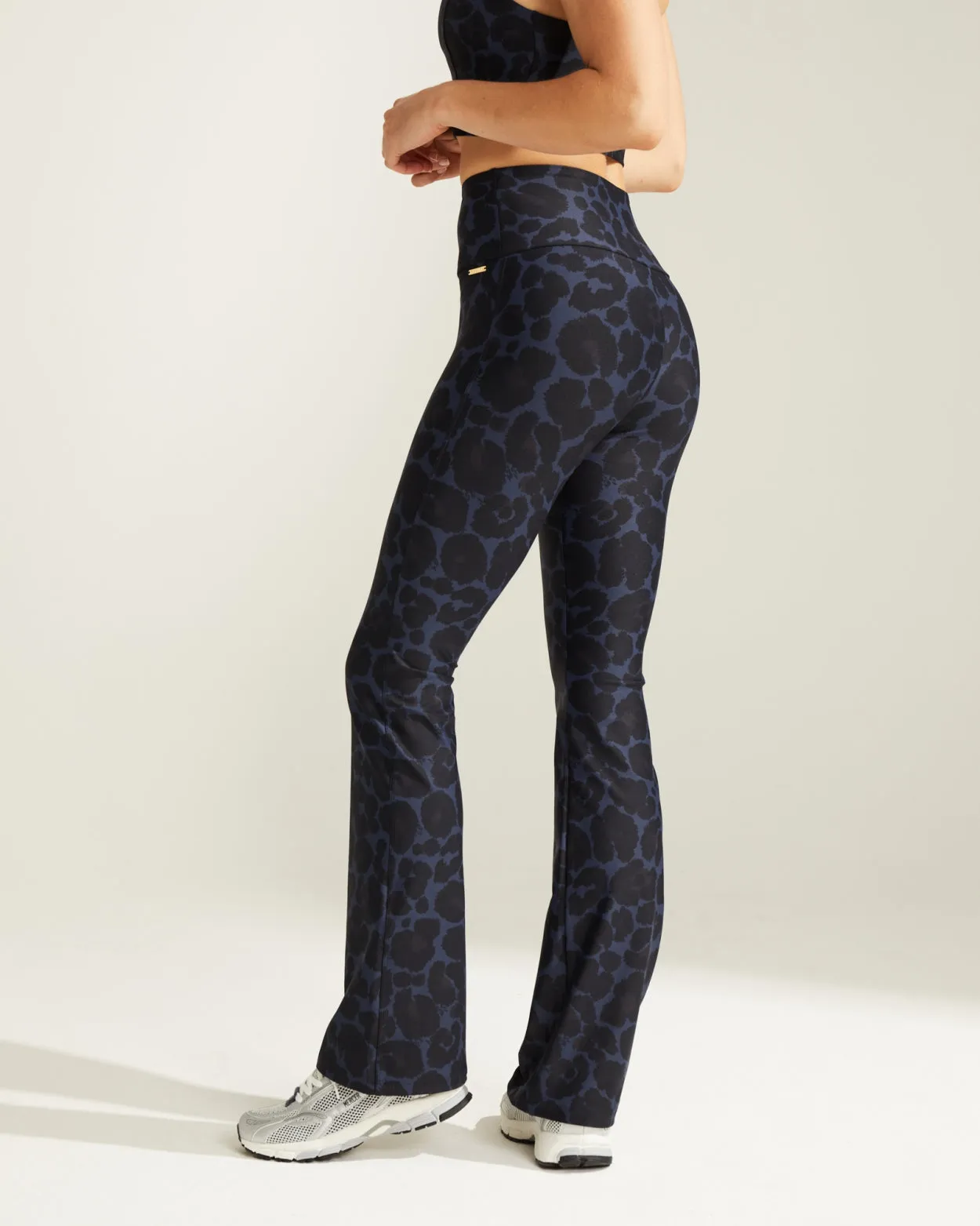 Celine Flared Leggings | Leopard Navy