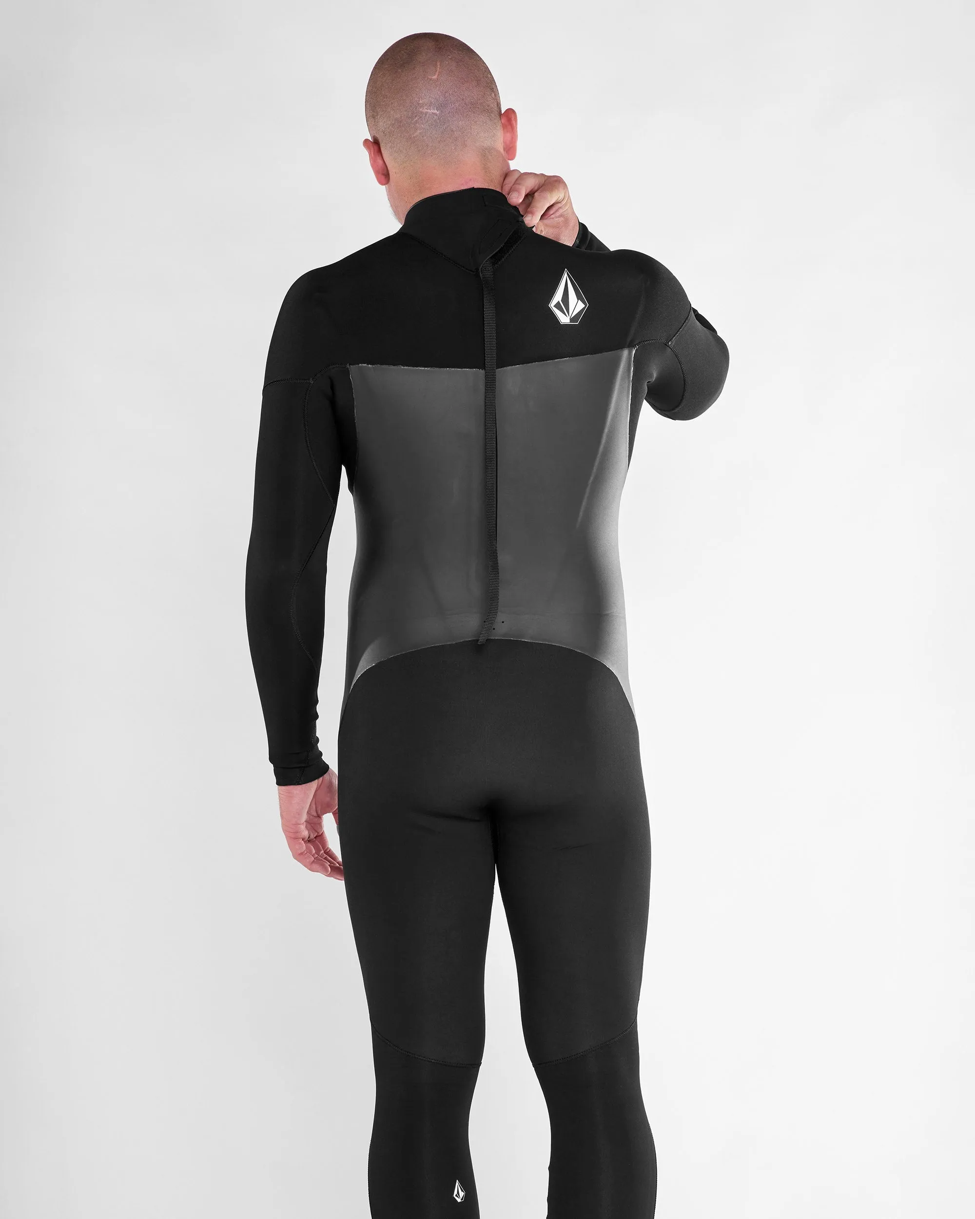 Combinaison de Surf Modulator Intégrale 3/2 mm Manches Longues Zippée au Dos - BLACK