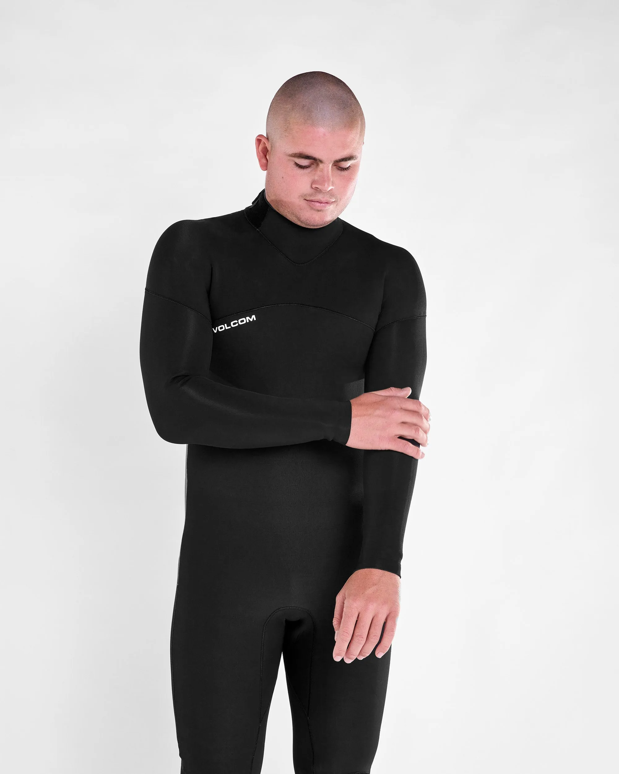 Combinaison de Surf Modulator Intégrale 3/2 mm Manches Longues Zippée au Dos - BLACK