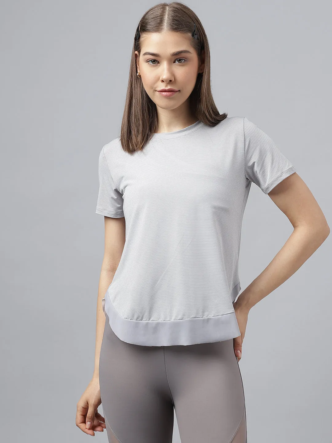 Fitkin women self stripes round neck short sleeves t-shirt