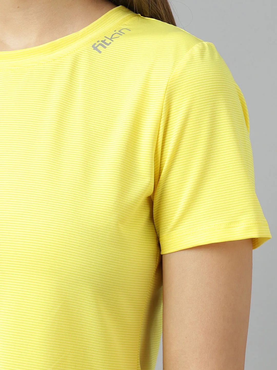 Fitkin women self stripes round neck short sleeves t-shirt