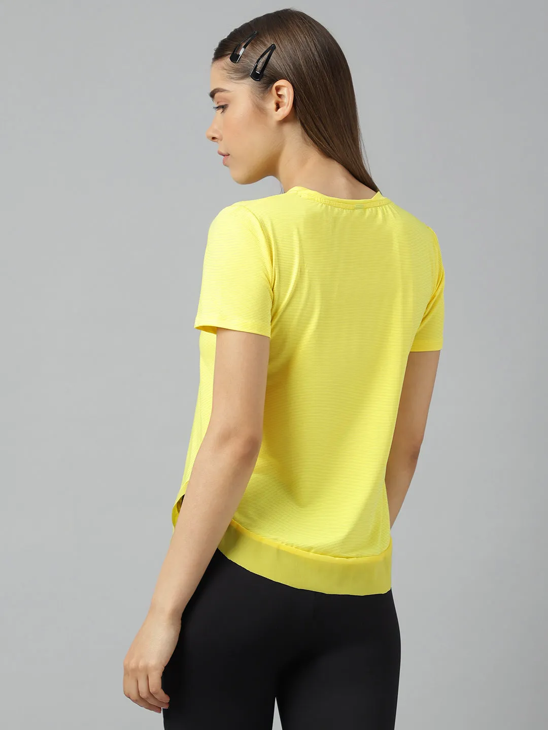 Fitkin women self stripes round neck short sleeves t-shirt