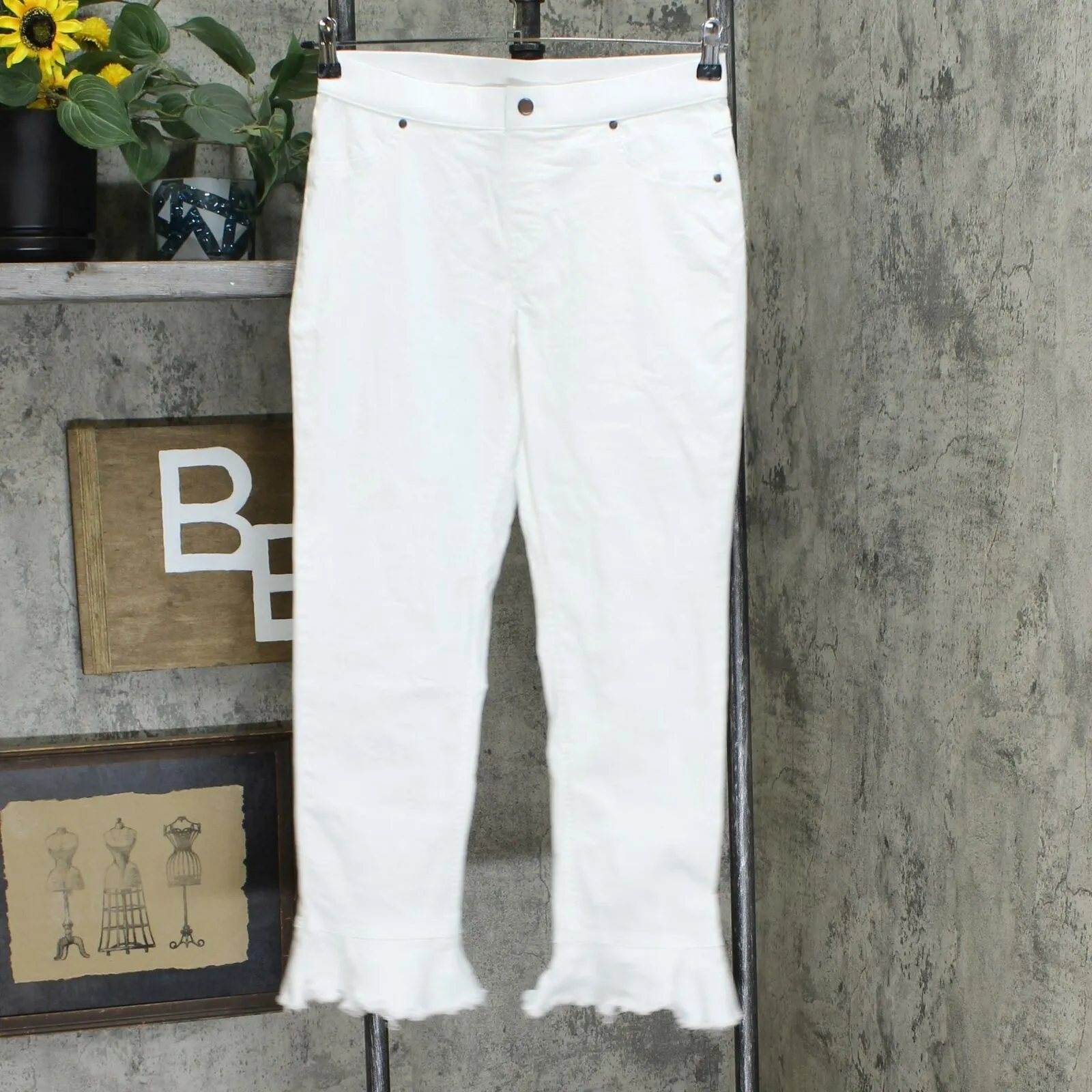 HUE Women's Tulip Flare Hem Denim Skimmer Leggings White Medium