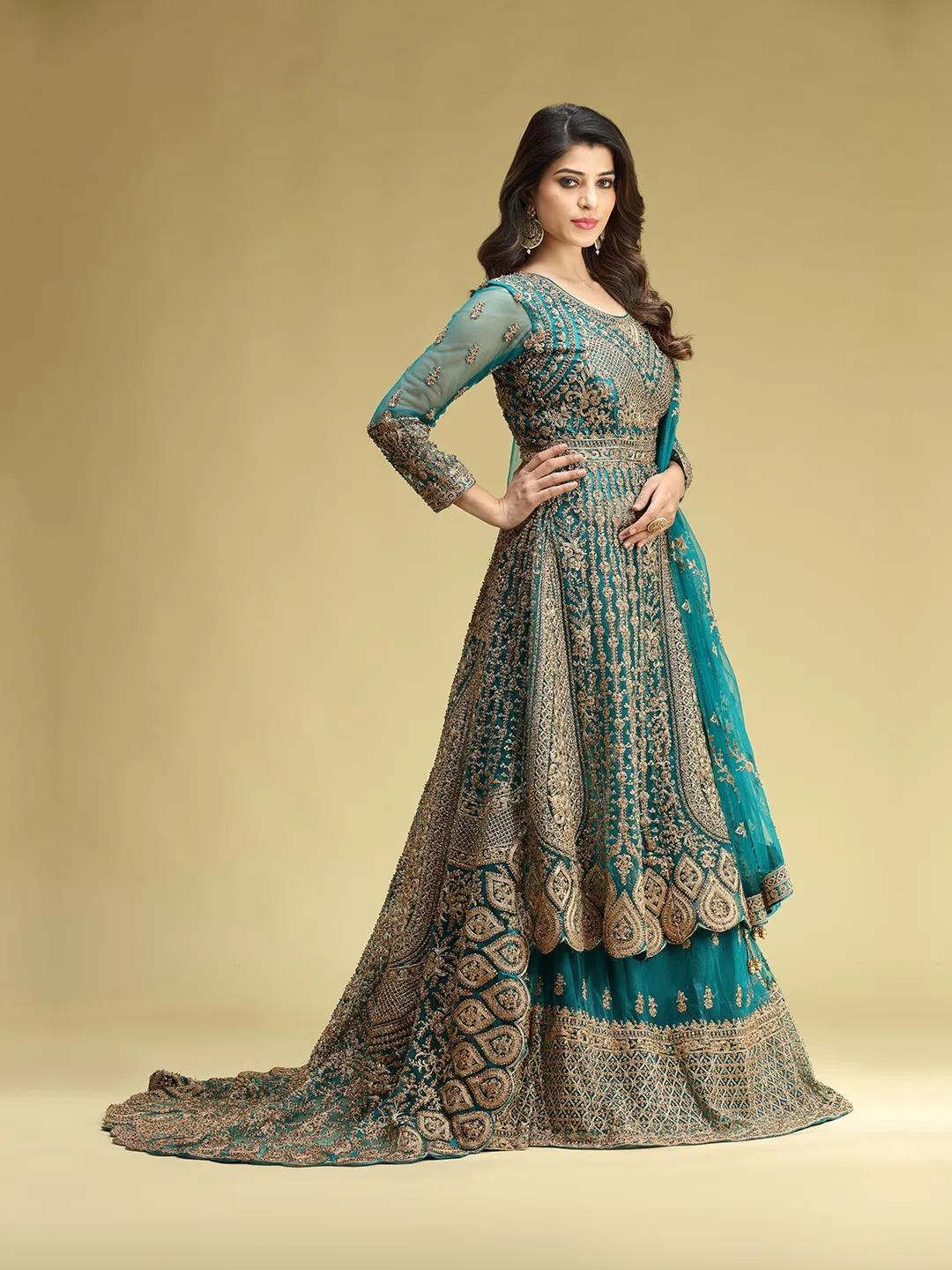 Long Trail Pattern Style Top with Skirt with Full Golden Zari Work