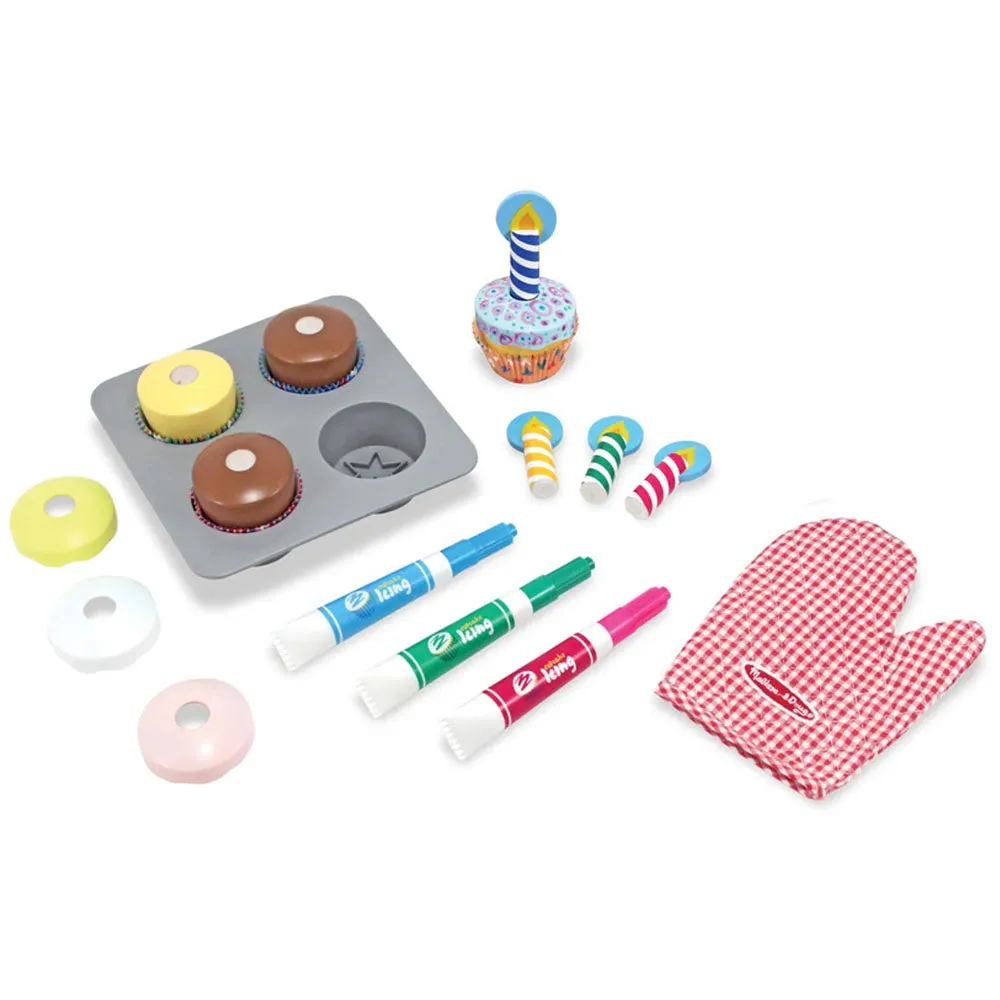Melissa and Doug - Bake and Decorate Cupcake Set