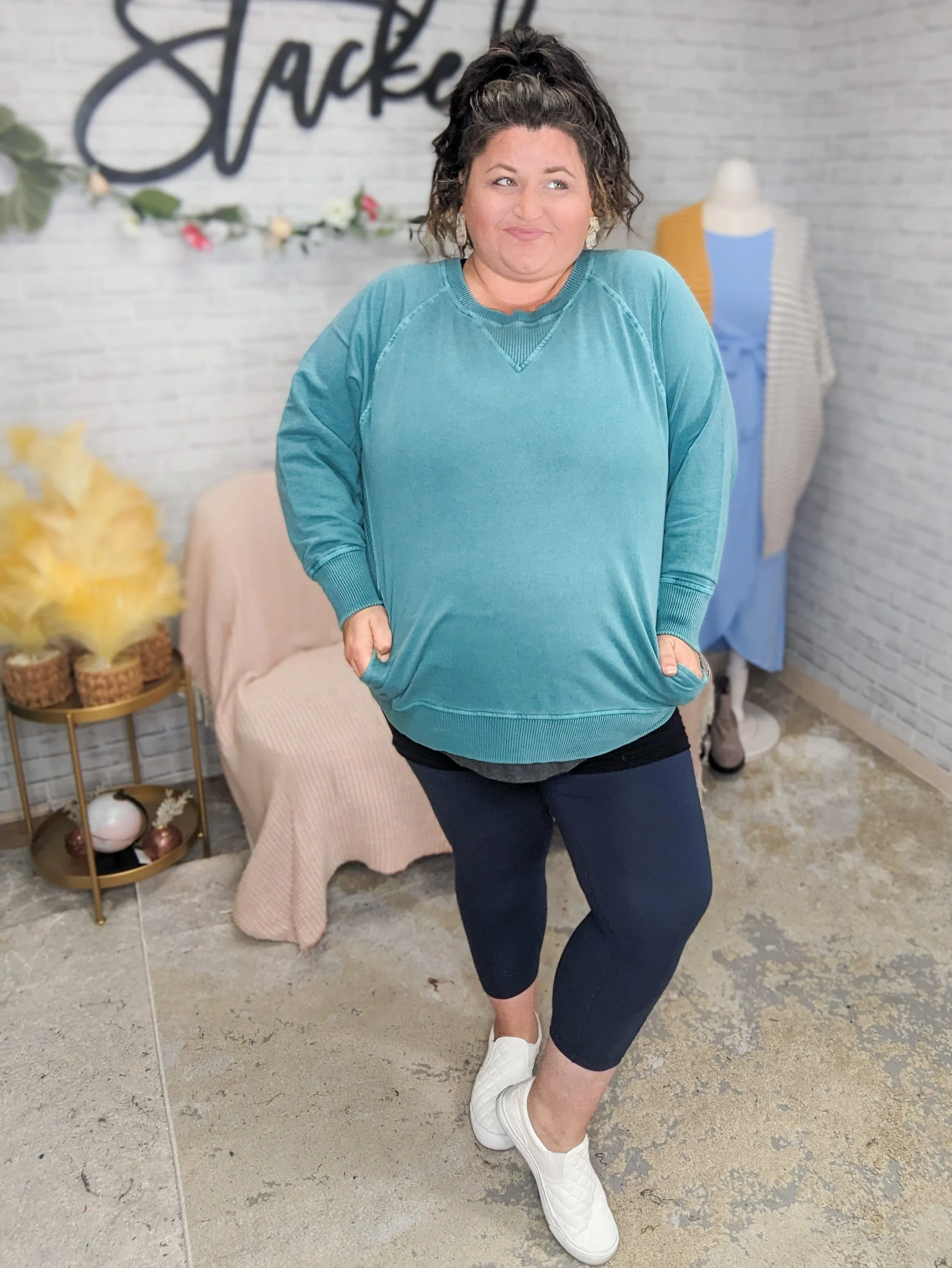Molly Mineral Wash Pullover