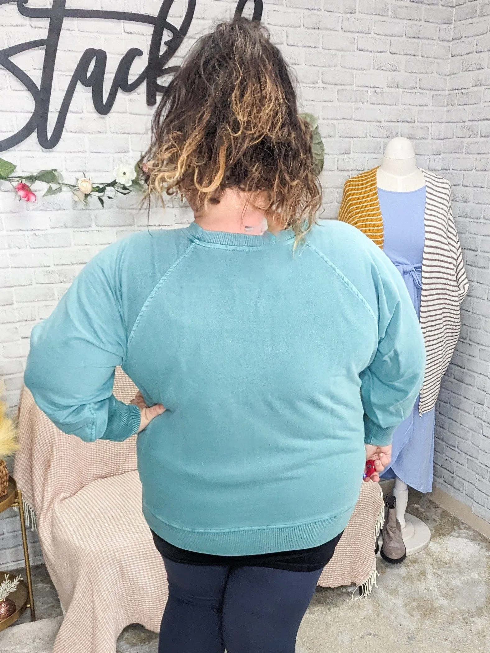 Molly Mineral Wash Pullover