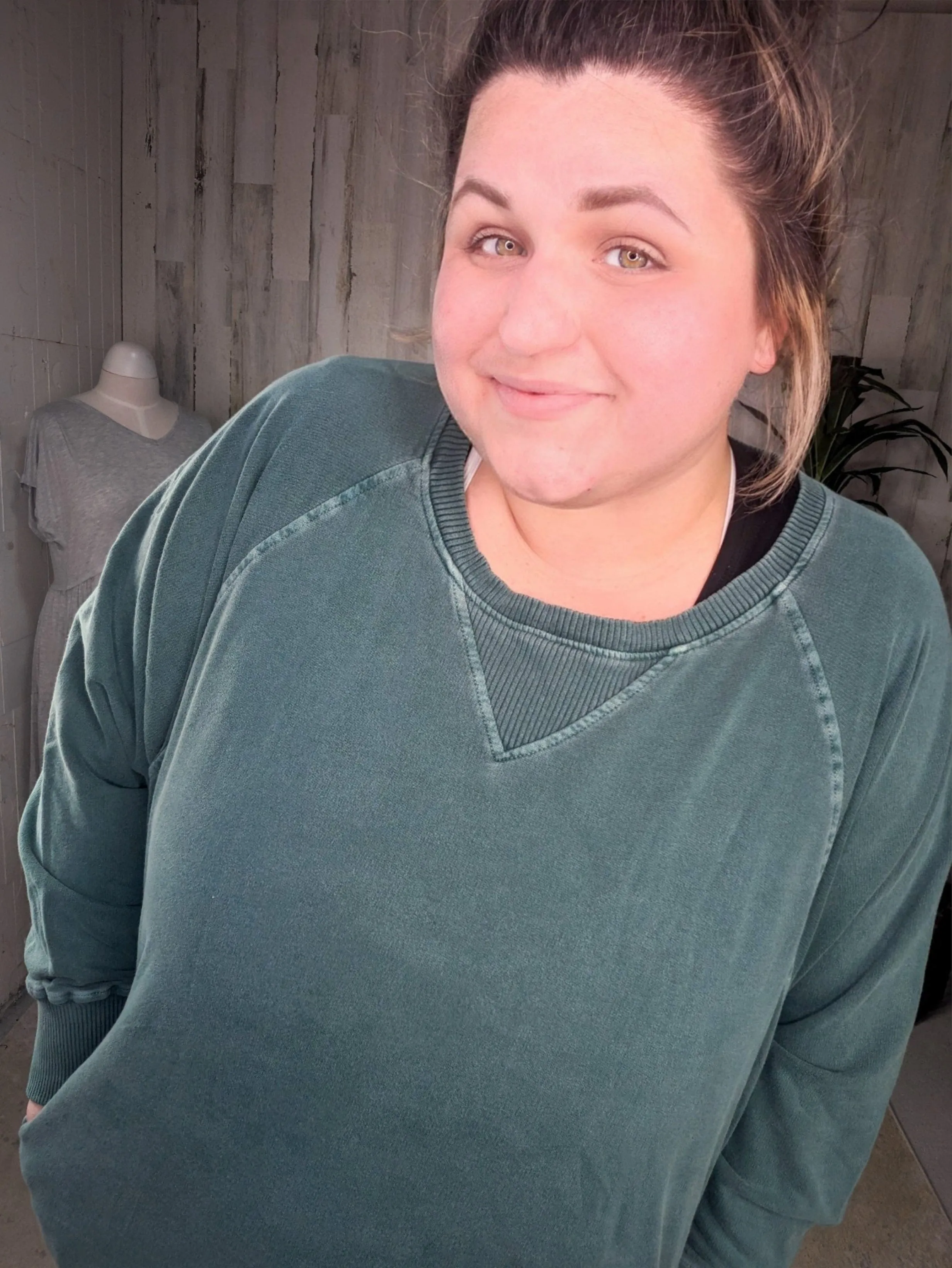 Molly Mineral Wash Pullover