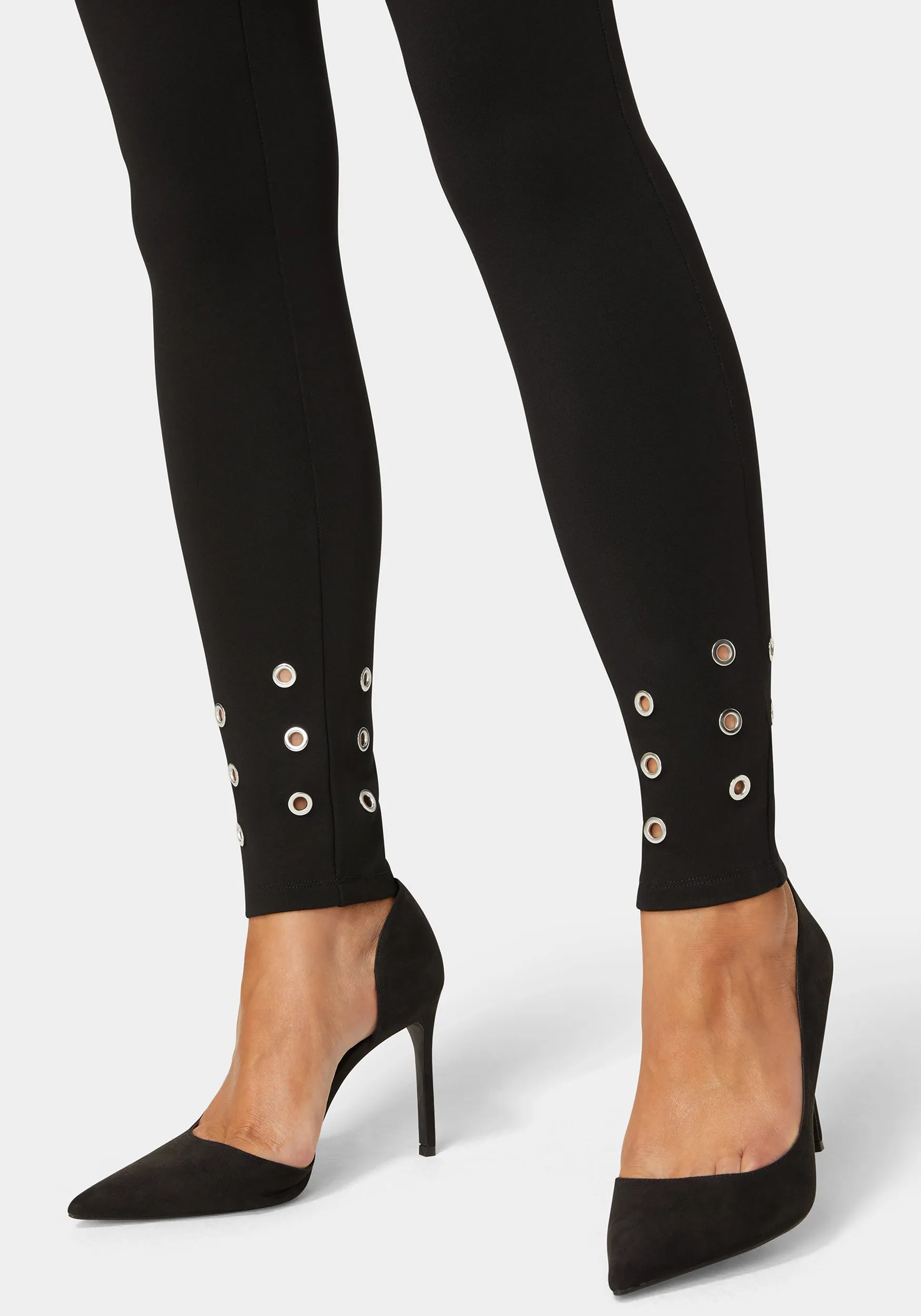 Natural Waist Grommet Detail Knit Legging