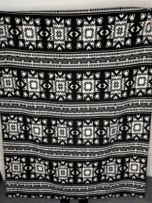 POLAR - Human Throw Blanket