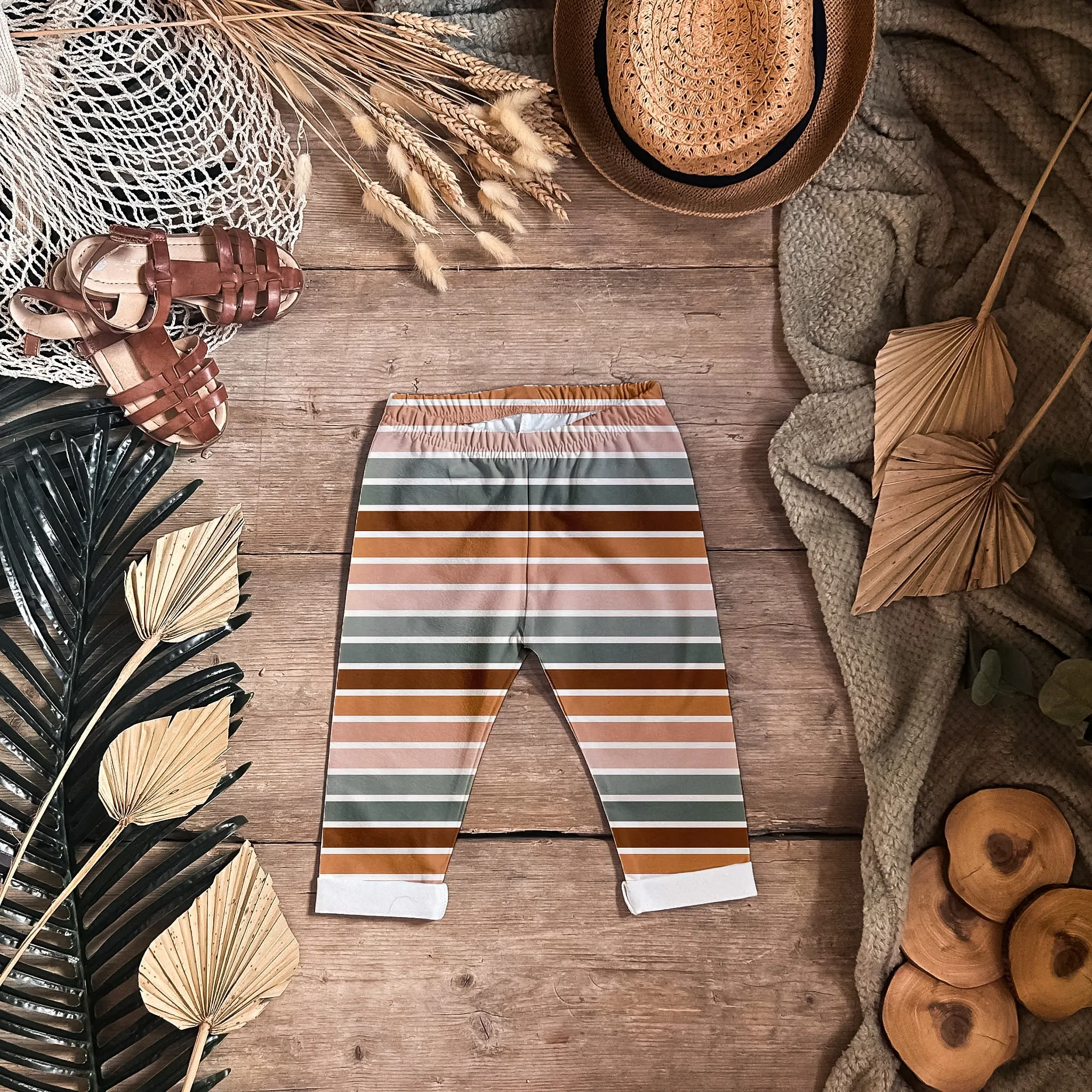 Retro Stripes Cropped Leggings