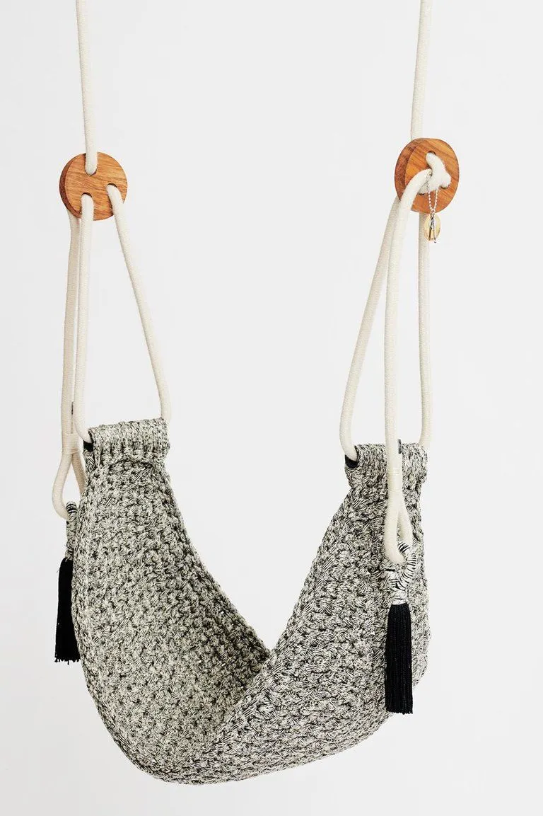 Saddle Swing