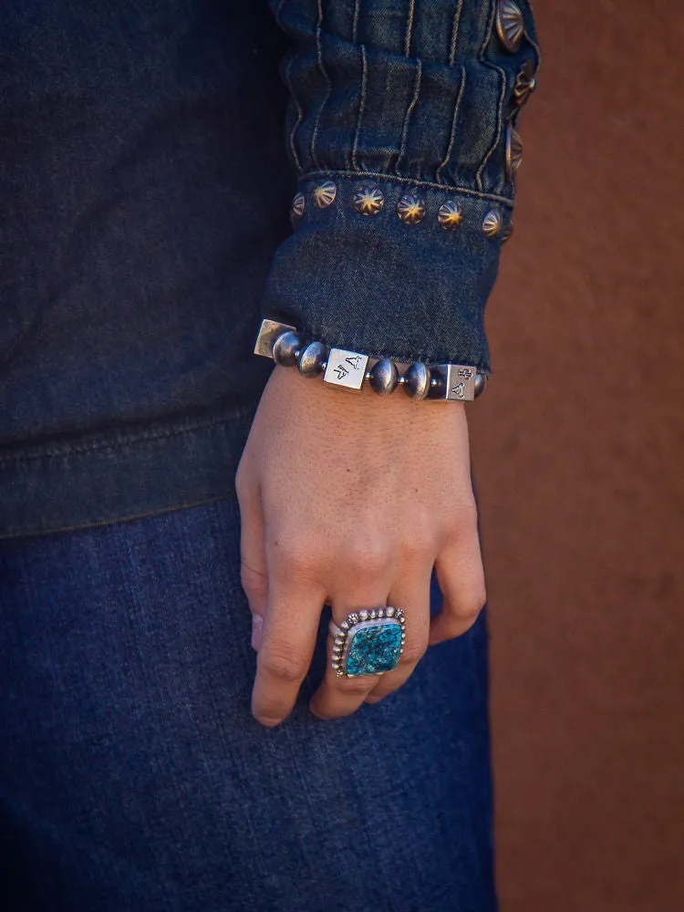 Square Navajo Pearl Stretch Bracelet
