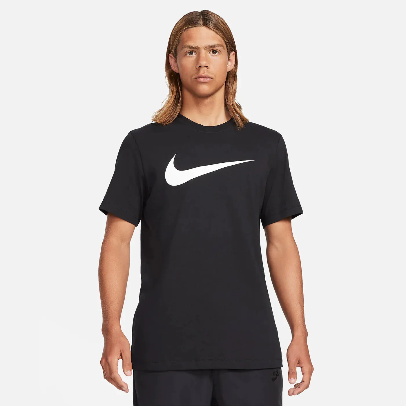 T SHIRT NIKE SWOOSH DRY-FIT MAGLIA SPORTSWEAR UOMO NERA