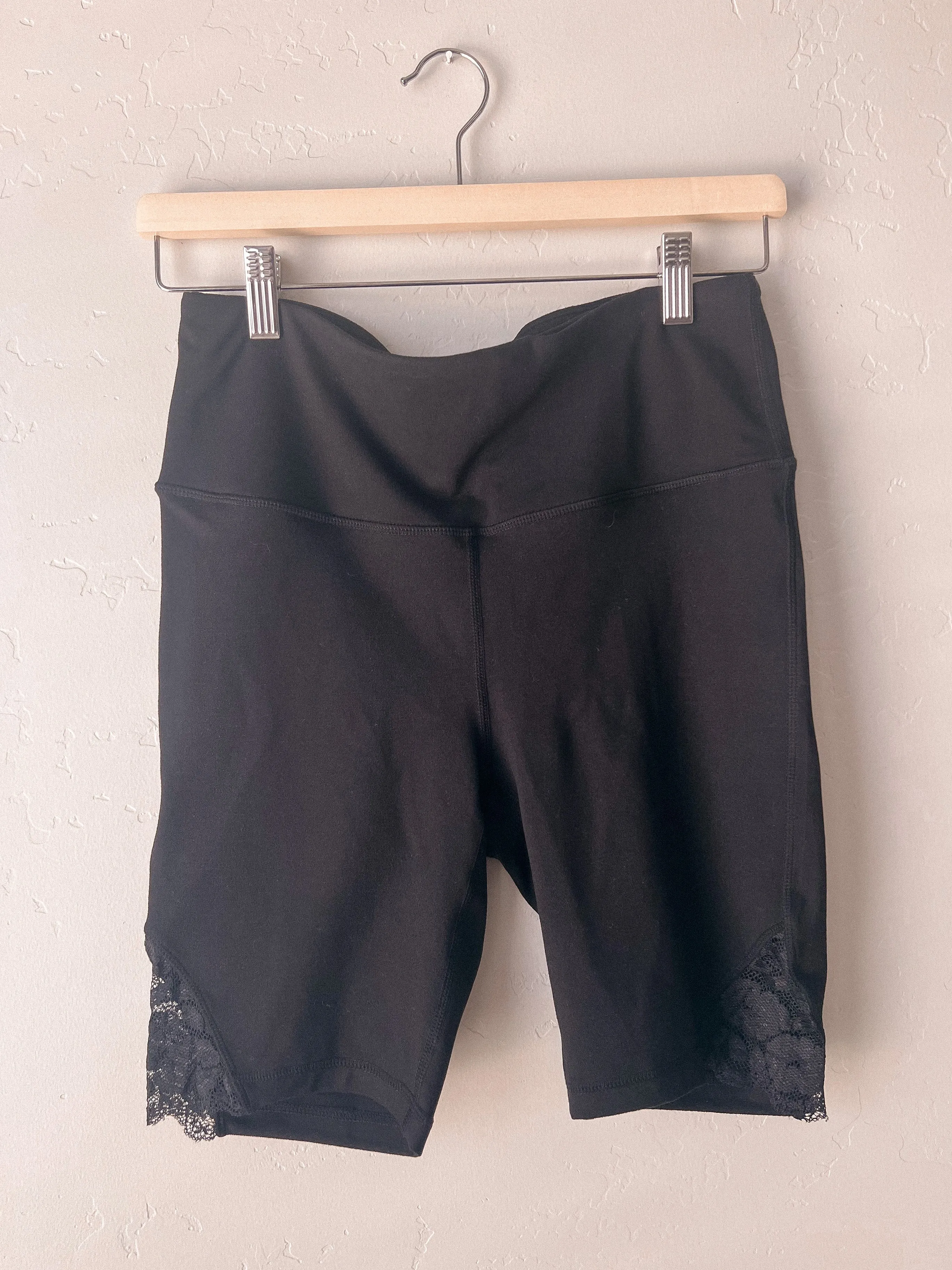 the rebel lace biker shorts