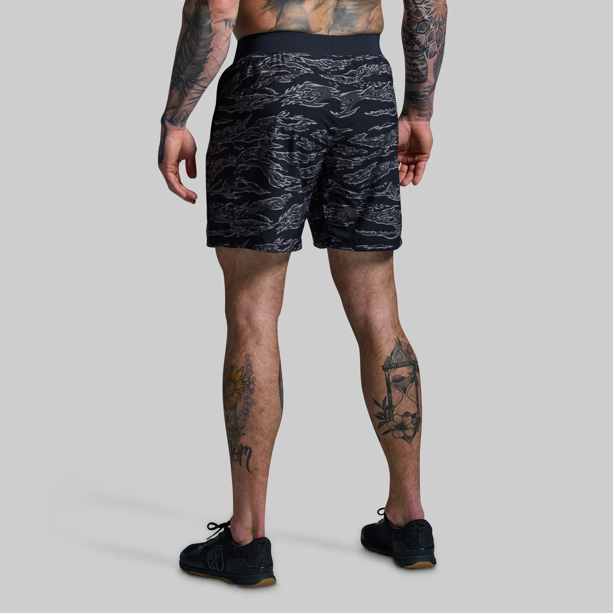 Versatile Short w/ Compression 7" (Night Tiger)