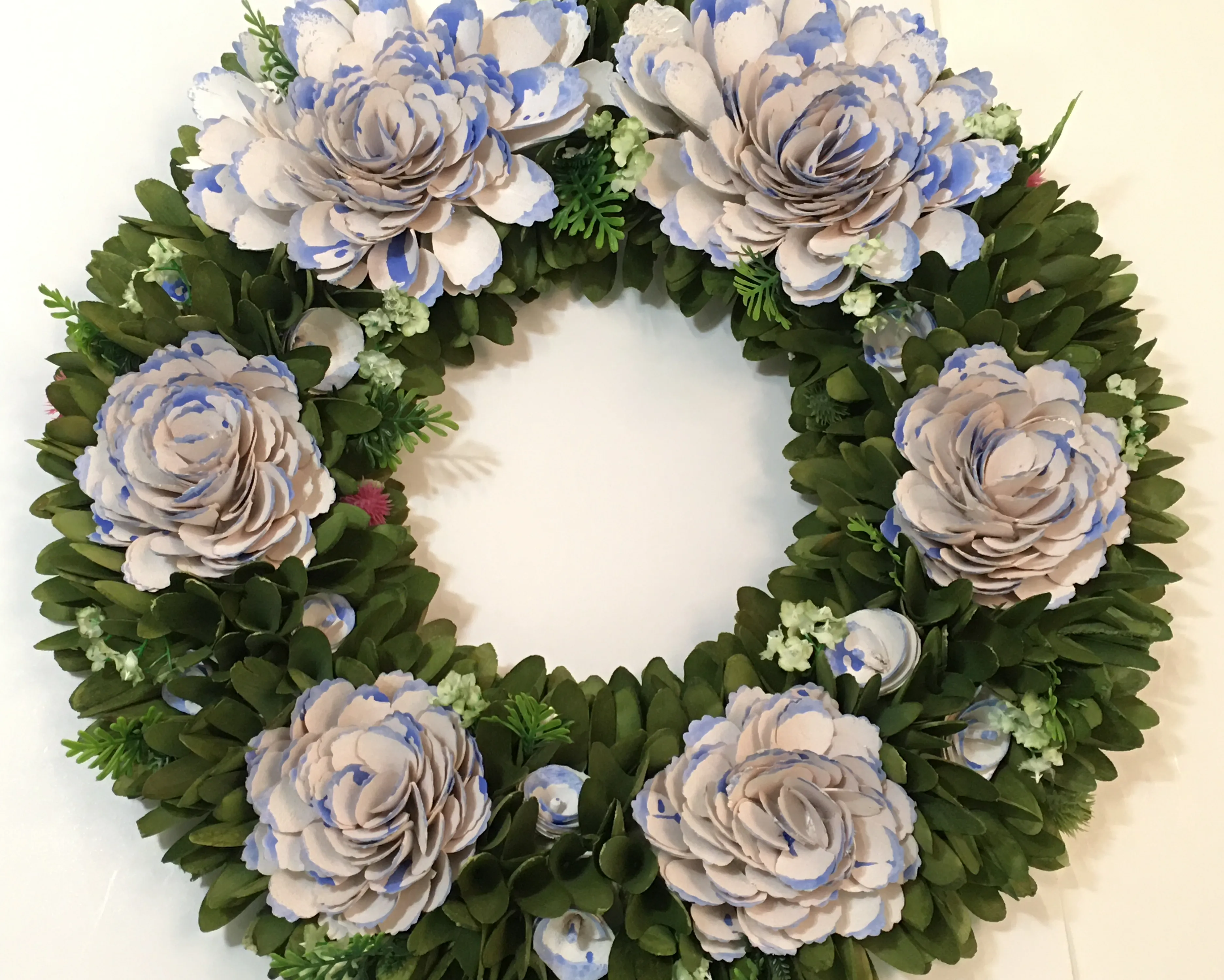 Wood Chip Wreath 20 x 20"