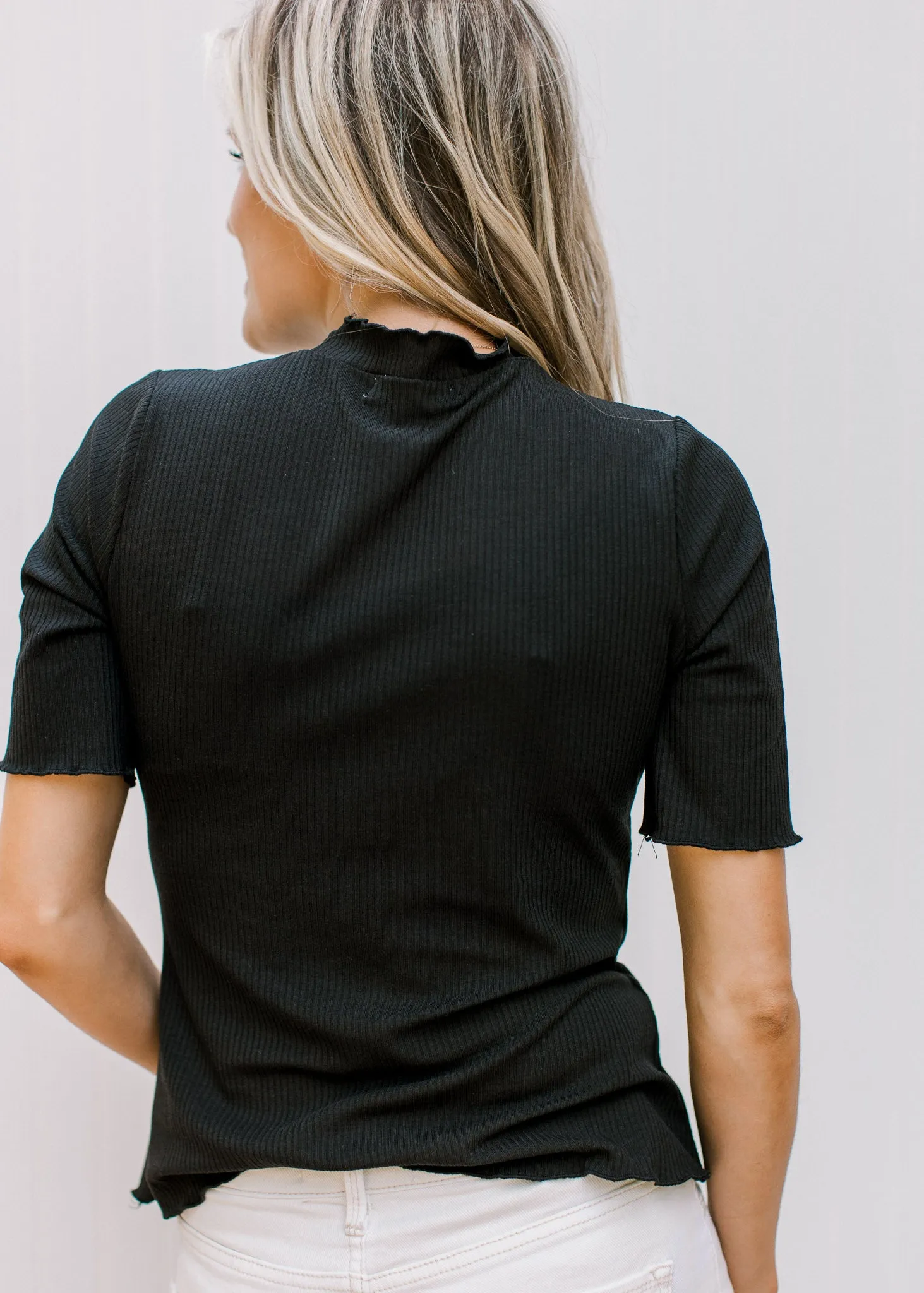XZ Black Ruffle Edge Top